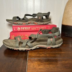 Merrell women’s sandals size 8